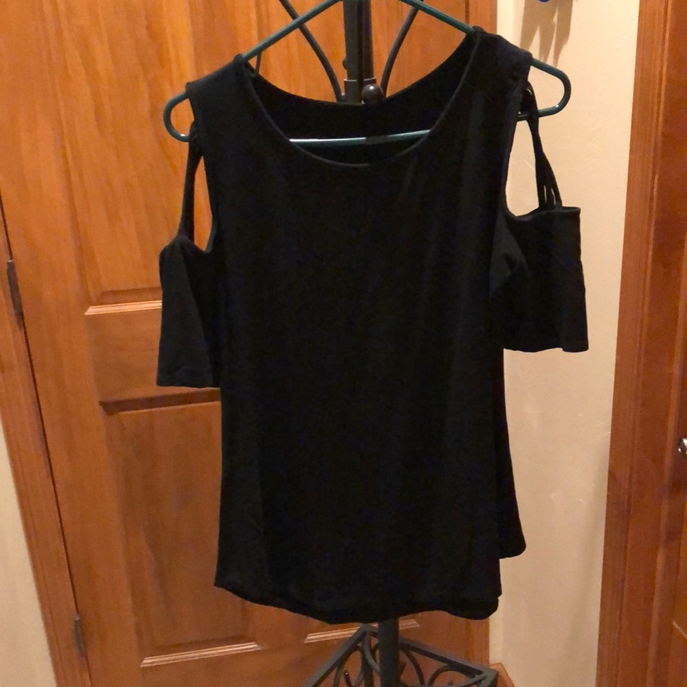 Off the shoulder dress shirt